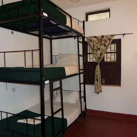 מושי Kilimanjaro Backpackers Hotel מראה חיצוני תמונה