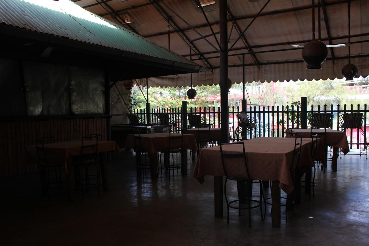מושי Kilimanjaro Backpackers Hotel מראה חיצוני תמונה