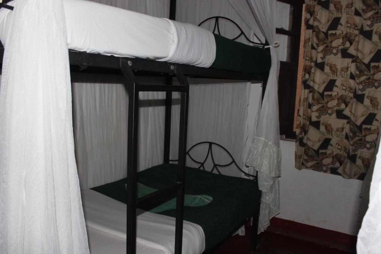 מושי Kilimanjaro Backpackers Hotel מראה חיצוני תמונה