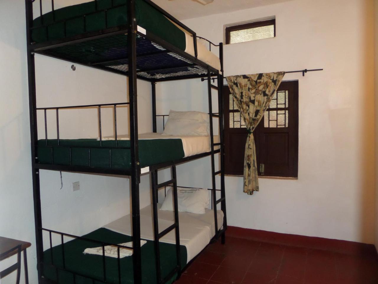 מושי Kilimanjaro Backpackers Hotel מראה חיצוני תמונה